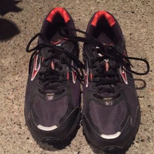 Brooks adrenaline GTX Gore-Tex size 10.5 excellent